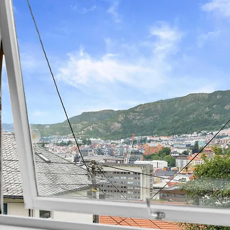 Gt43-102 - Modern 2br With Balcony & Mountain View Apartamento *